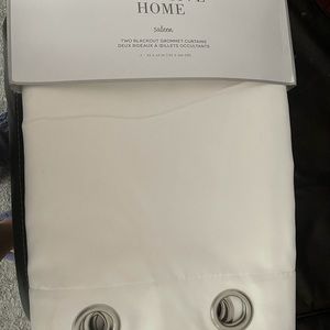 EXCLUSIVE HOME Sateen Black out curtains